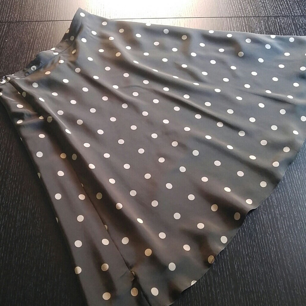 Banana Republic Brown silk skirt